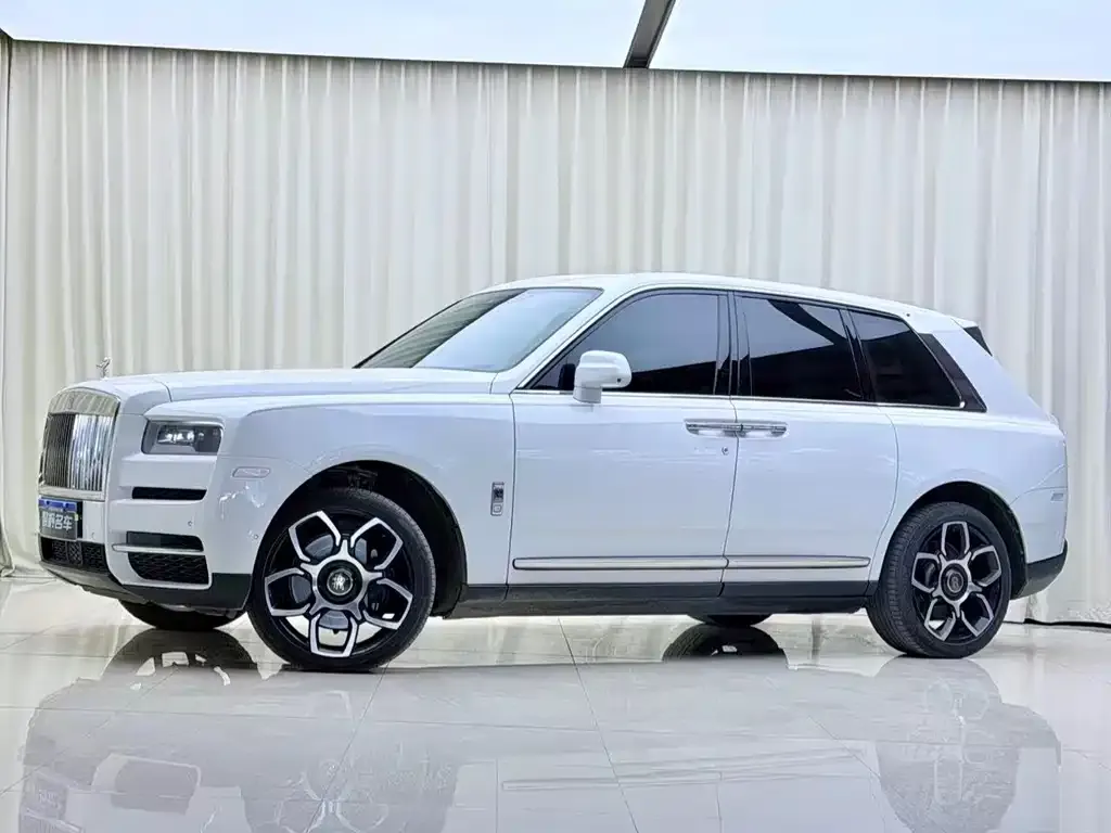 Rolls-Royce Cullinan 2022 из CN, фото 4
