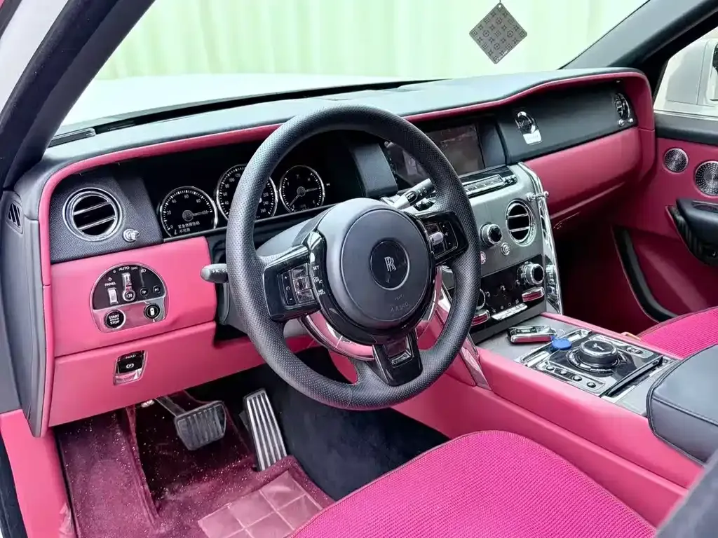 Rolls-Royce Cullinan 2022 из CN, фото 6