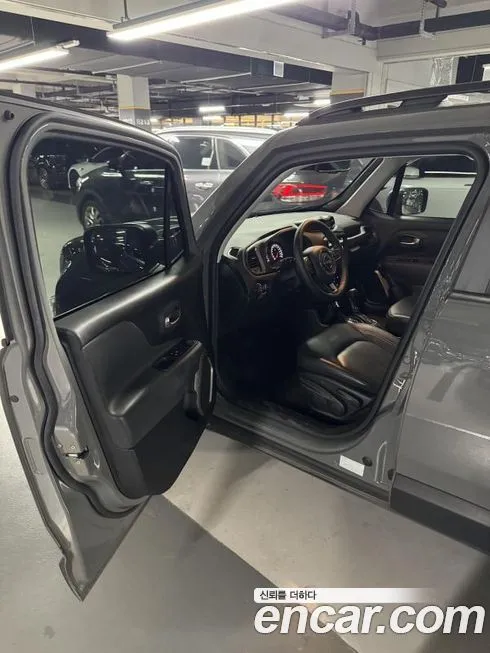 Jeep Renegade 2021 из KR, фото 10