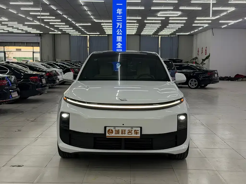 Li Auto L6 2025 из CN, фото 2