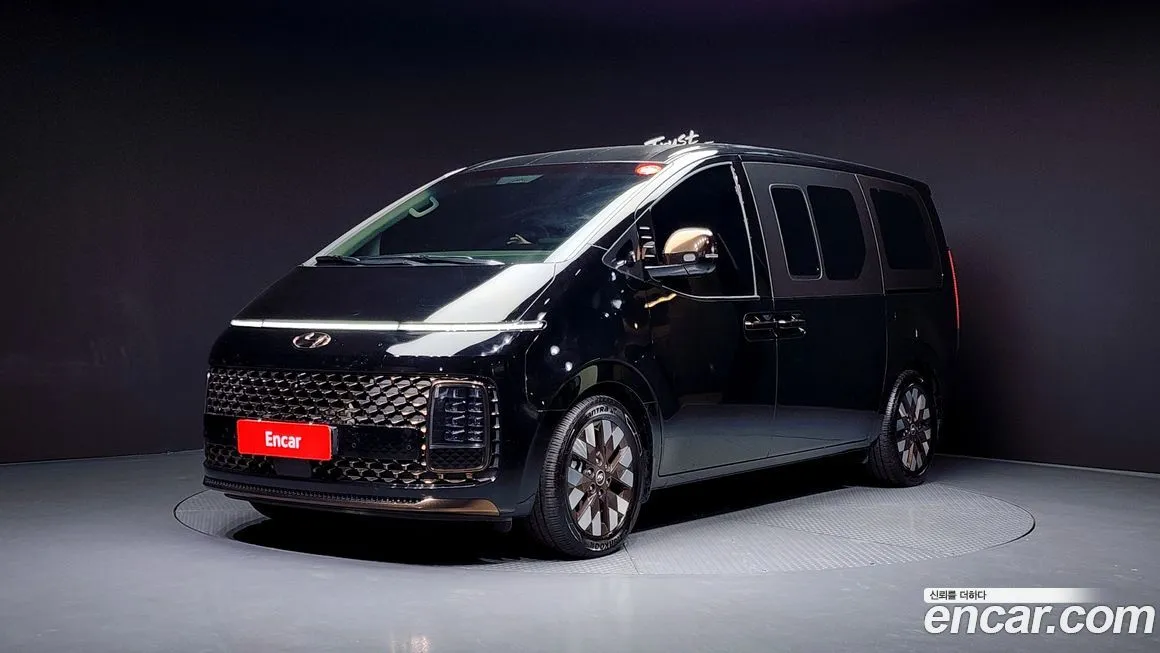 Hyundai Staria 2022 из KR, фото 1