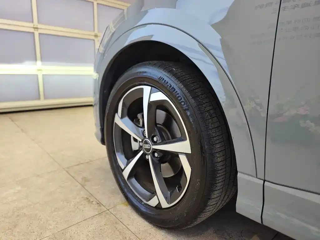 Audi Q3 2023 из CN, фото 7