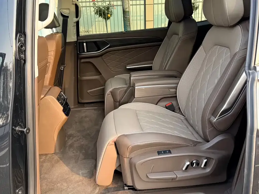 Volkswagen Viloran 2024 из CN, фото 9