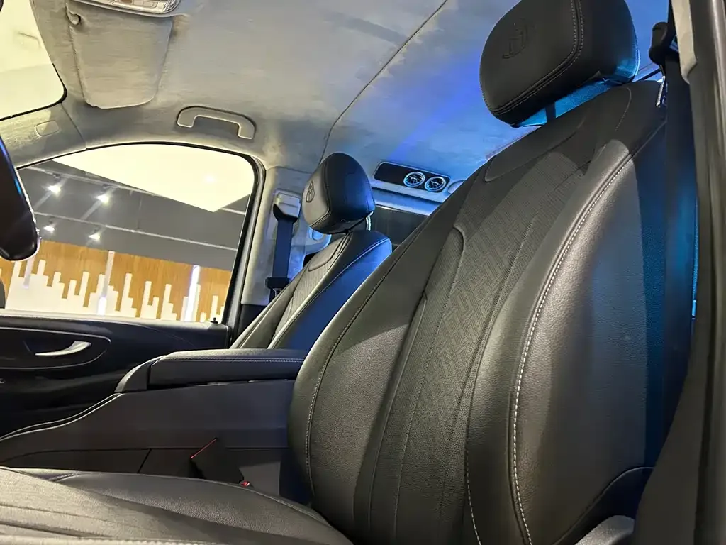 Mercedes-Benz Vito 2022 из CN, фото 8