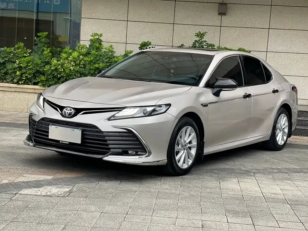 Toyota Camry 2022 из CN, фото 1