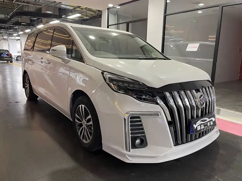 Buick GL8 2021 из CN, фото 3