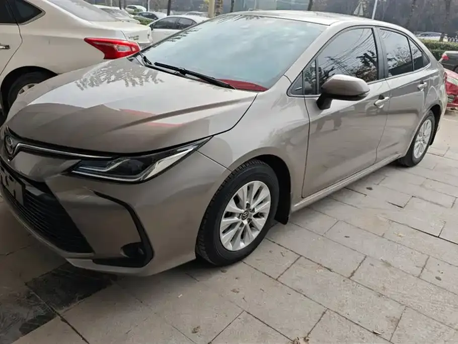 Toyota Corolla 2022 из CN, фото 1