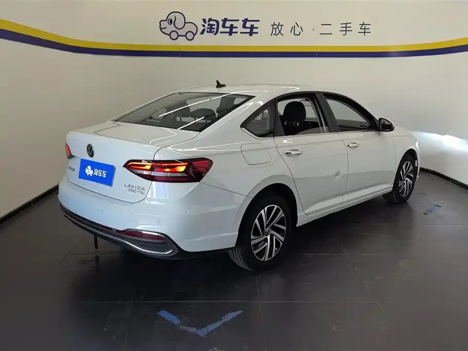 Volkswagen Lavida 2023 из CN, фото 3