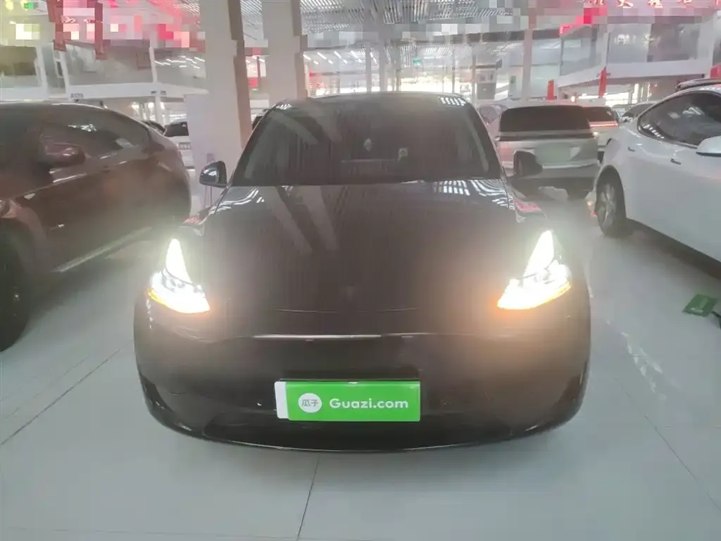 Tesla Model Y 2023 из CN, фото 3