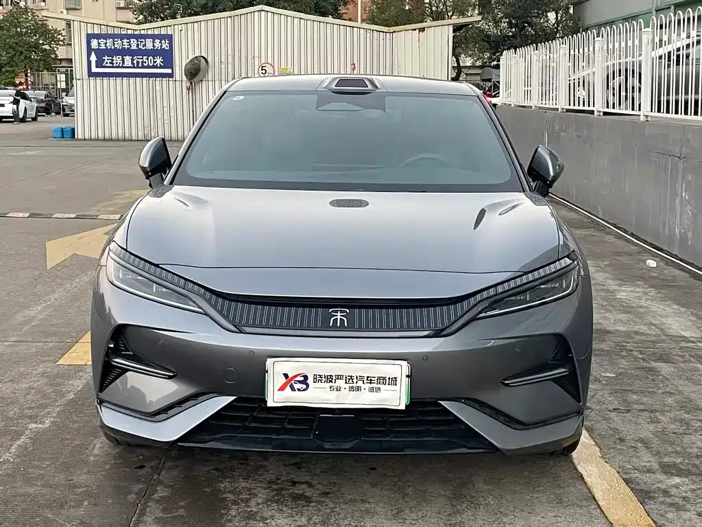 BYD L EV — фото 2