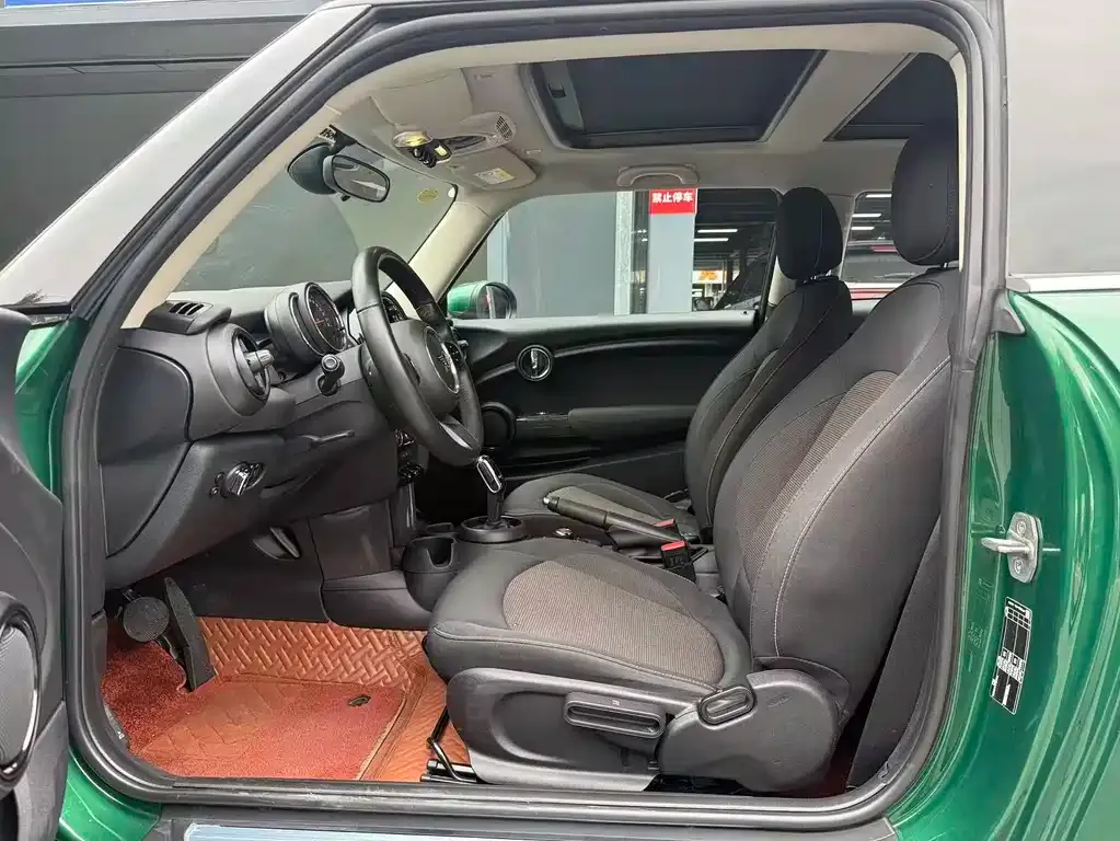 MINI Cooper (3-door) 2022 из CN, фото 4