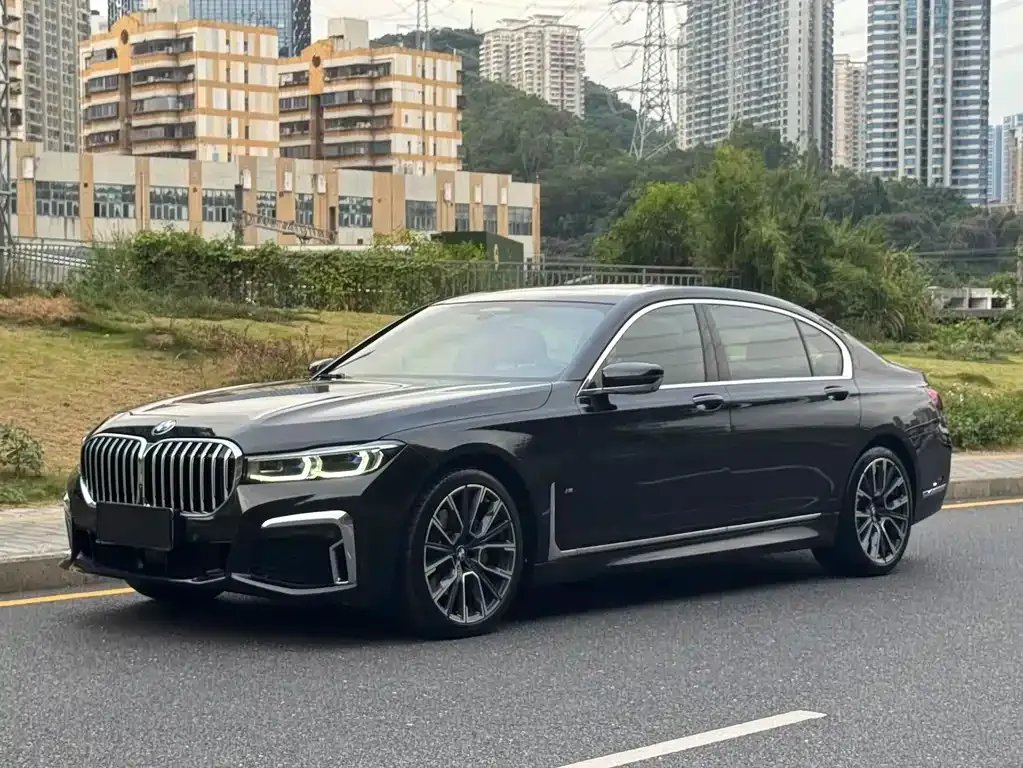 BMW 7 Series 2021 из CN, фото 1