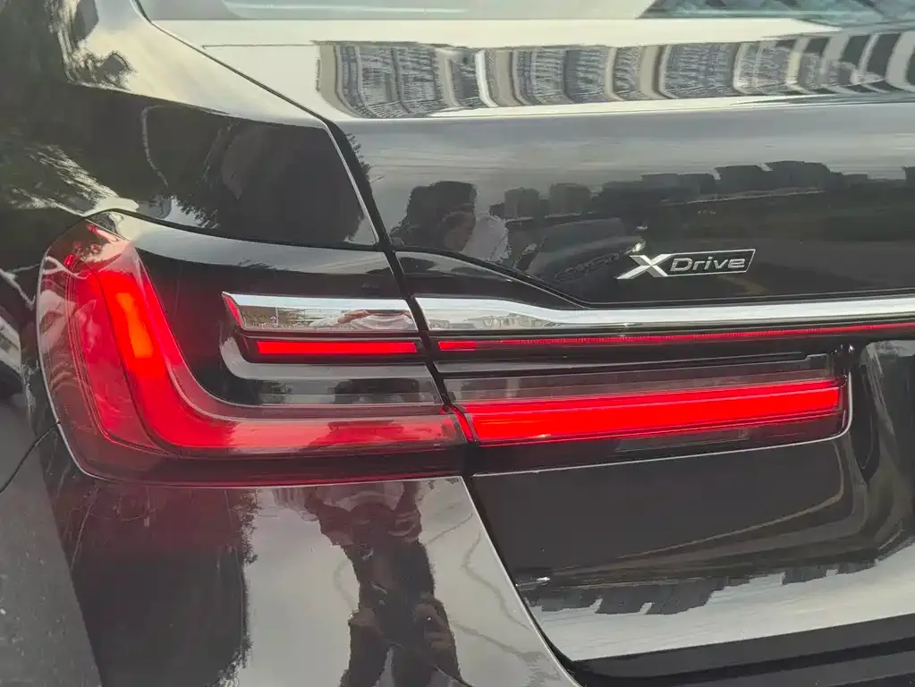 BMW 7 Series 2021 из CN, фото 9