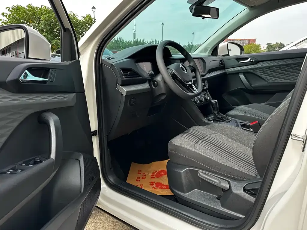 Volkswagen Tharu 2022 из CN, фото 7
