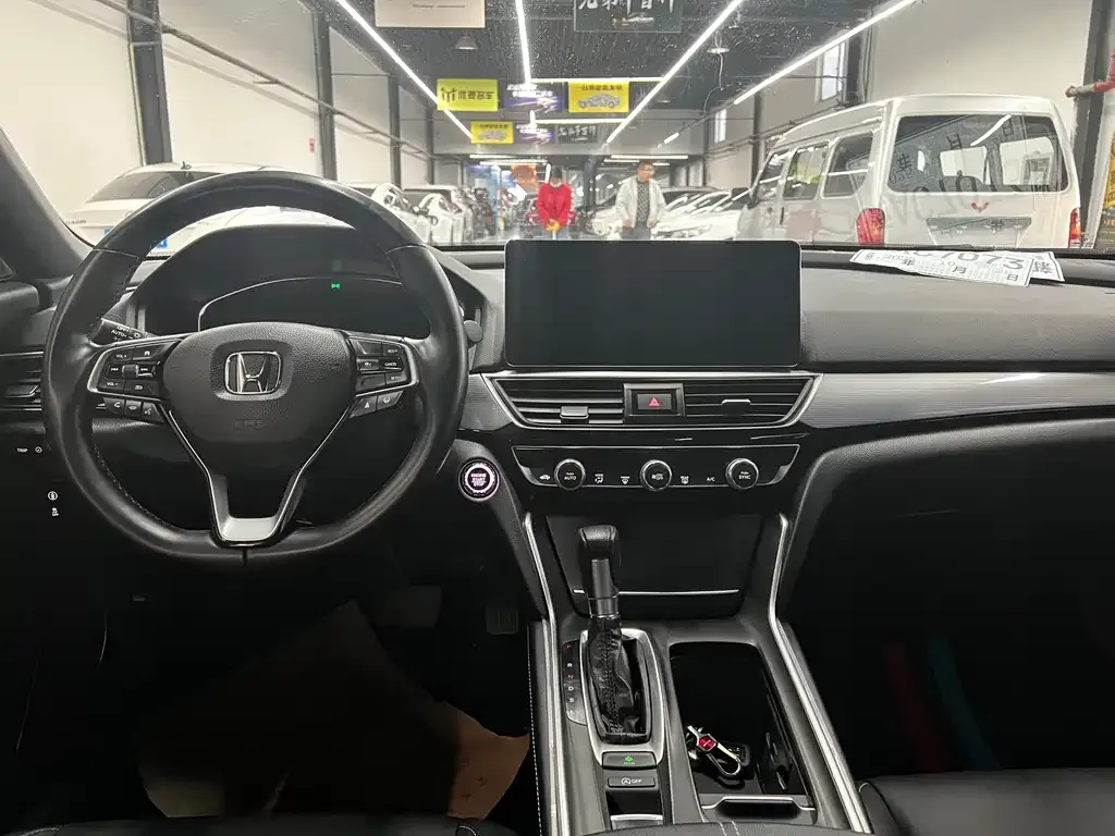 Honda Inspire — фото 5