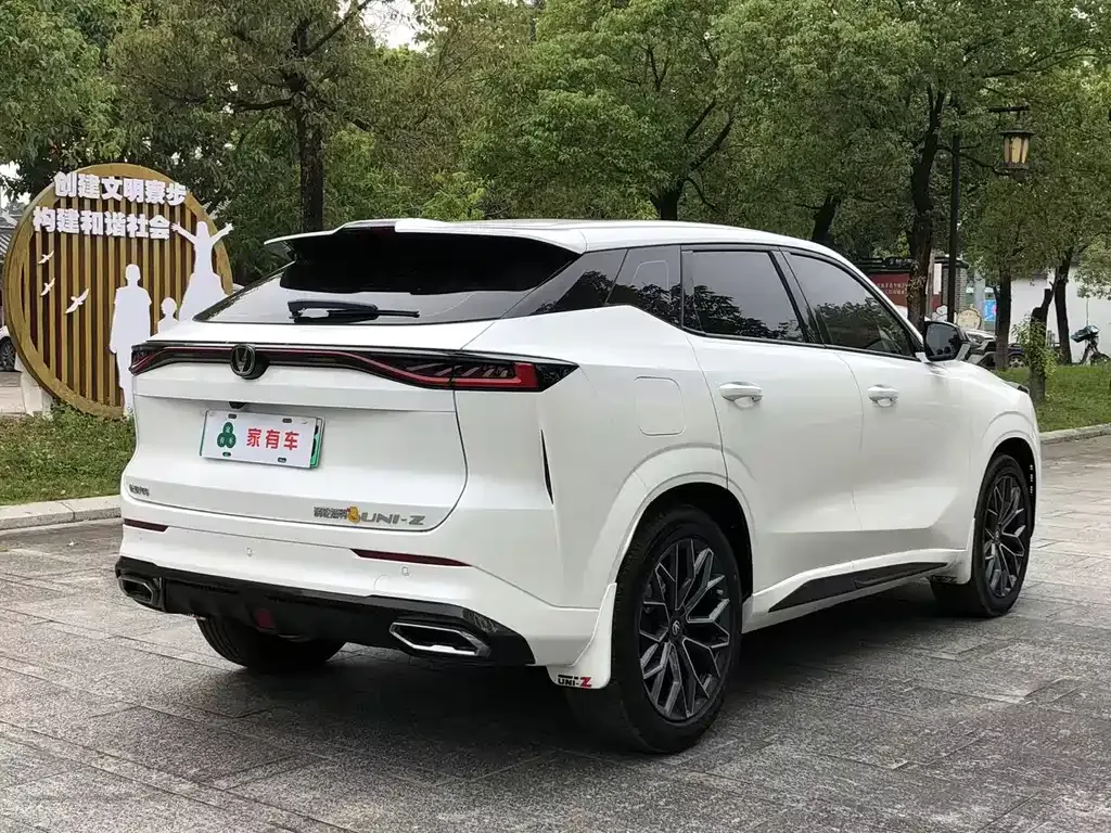 Changan UNI-Z New Energy 2024 из CN, фото 7