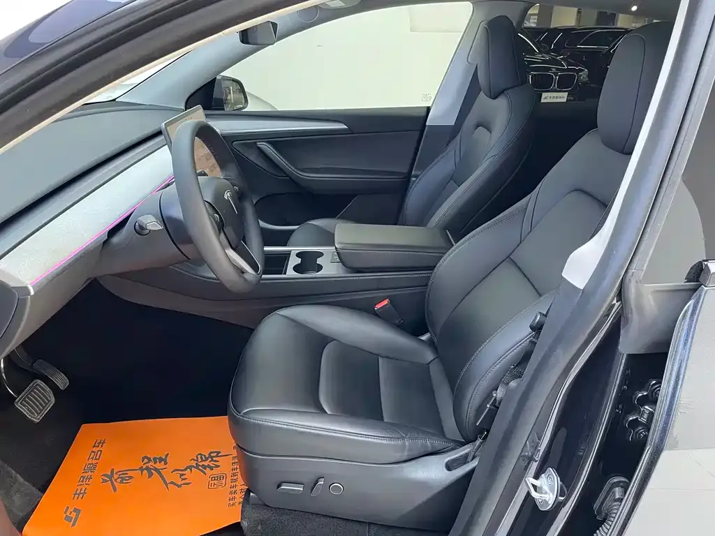 Tesla Model Y 2024 из CN, фото 7