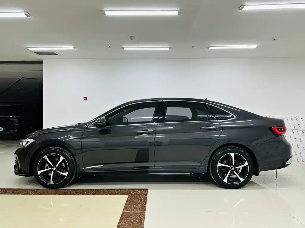 Volkswagen Sagitar 2023 из CN, фото 4
