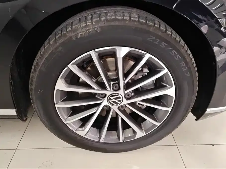 Volkswagen Magotan 2023 из CN, фото 6
