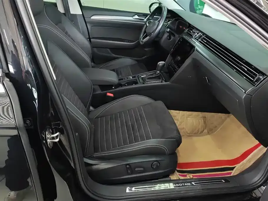 Volkswagen Magotan 2023 из CN, фото 8