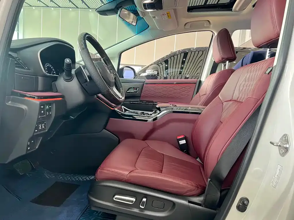 Honda Elysion 2023 из CN, фото 7