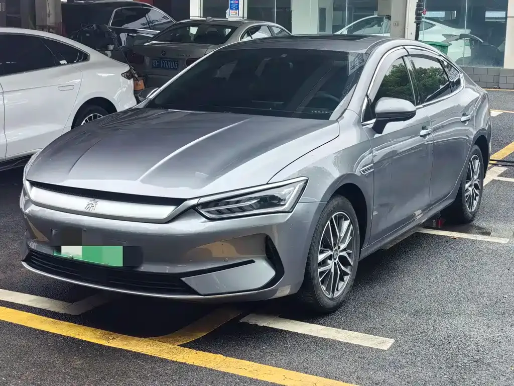 BYD Qin PLUS 2023 из CN, фото 1