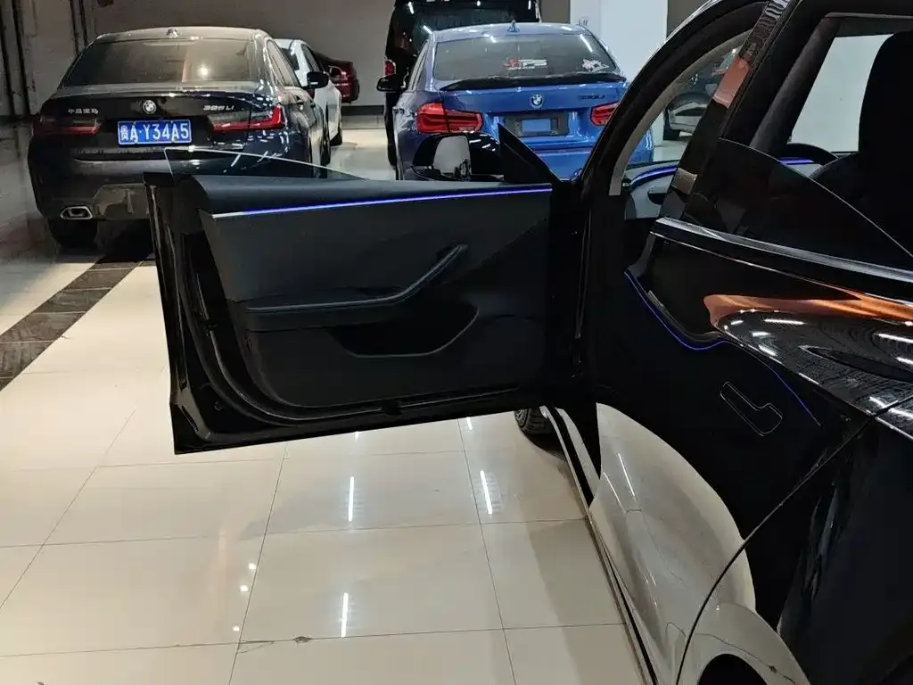 Tesla Model 3 2023 из CN, фото 8