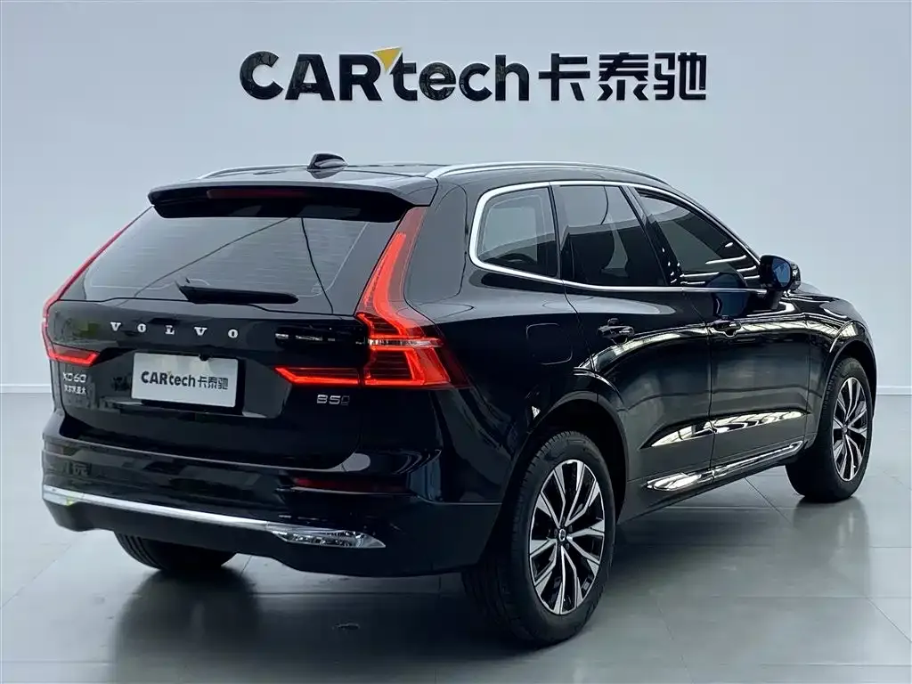 Volvo XC60 2024 из CN, фото 3