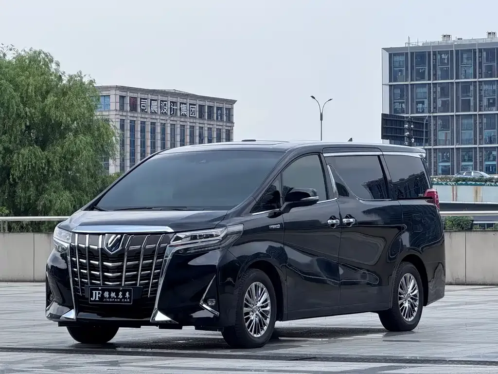 Toyota Alphard 2023 из CN, фото 2