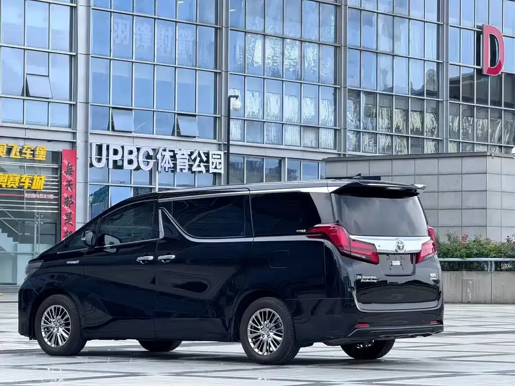 Toyota Alphard 2023 из CN, фото 4