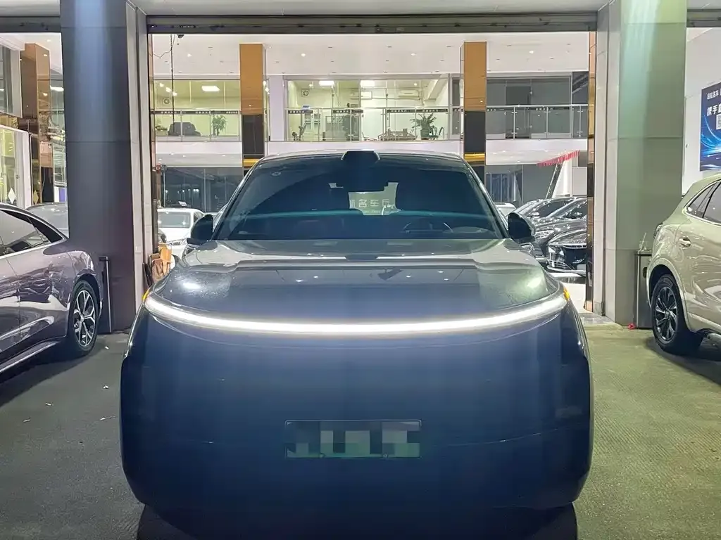 Li Auto L9 2024 из CN, фото 2