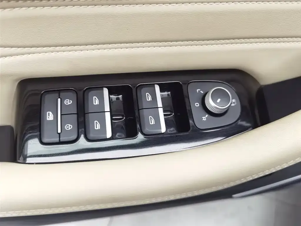 Geely Xingyue L 2025 из CN, фото 9