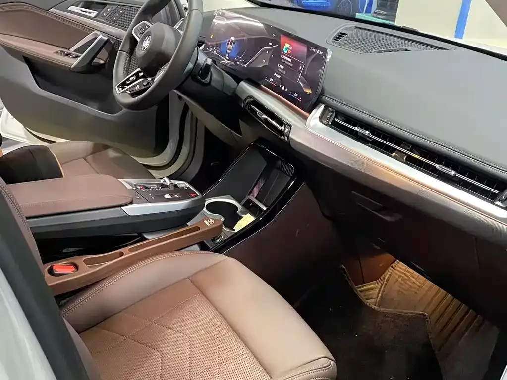 BMW X1 2025 из CN, фото 5