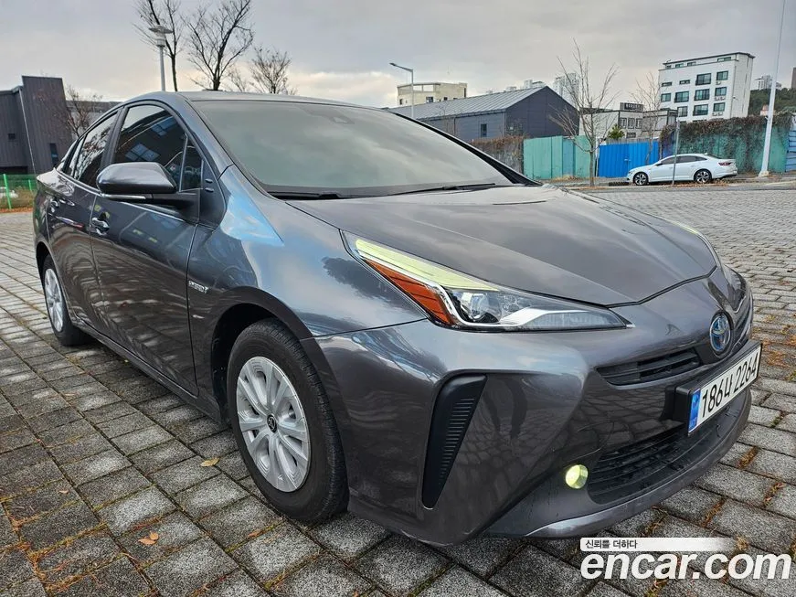 Toyota Prius 2022 из KR, фото 3