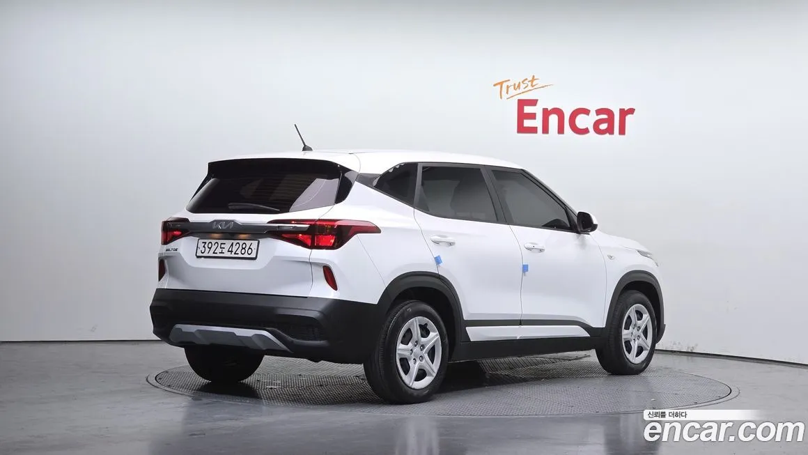 Kia Seltos 2023 из KR, фото 2
