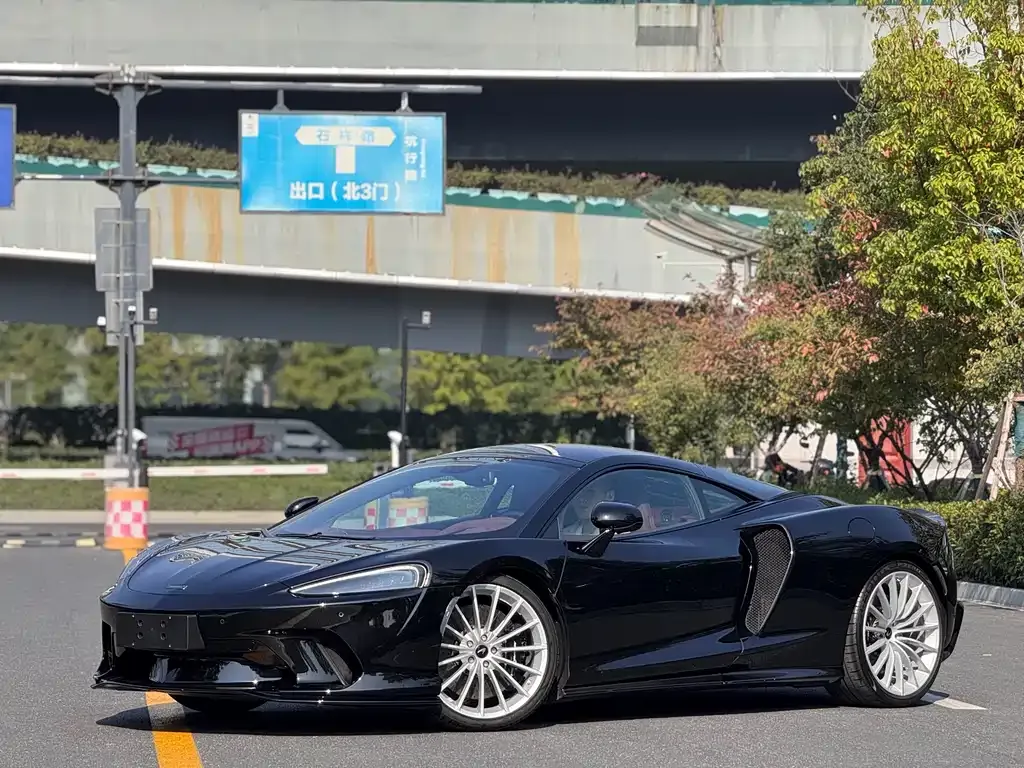 McLaren GT — фото 2