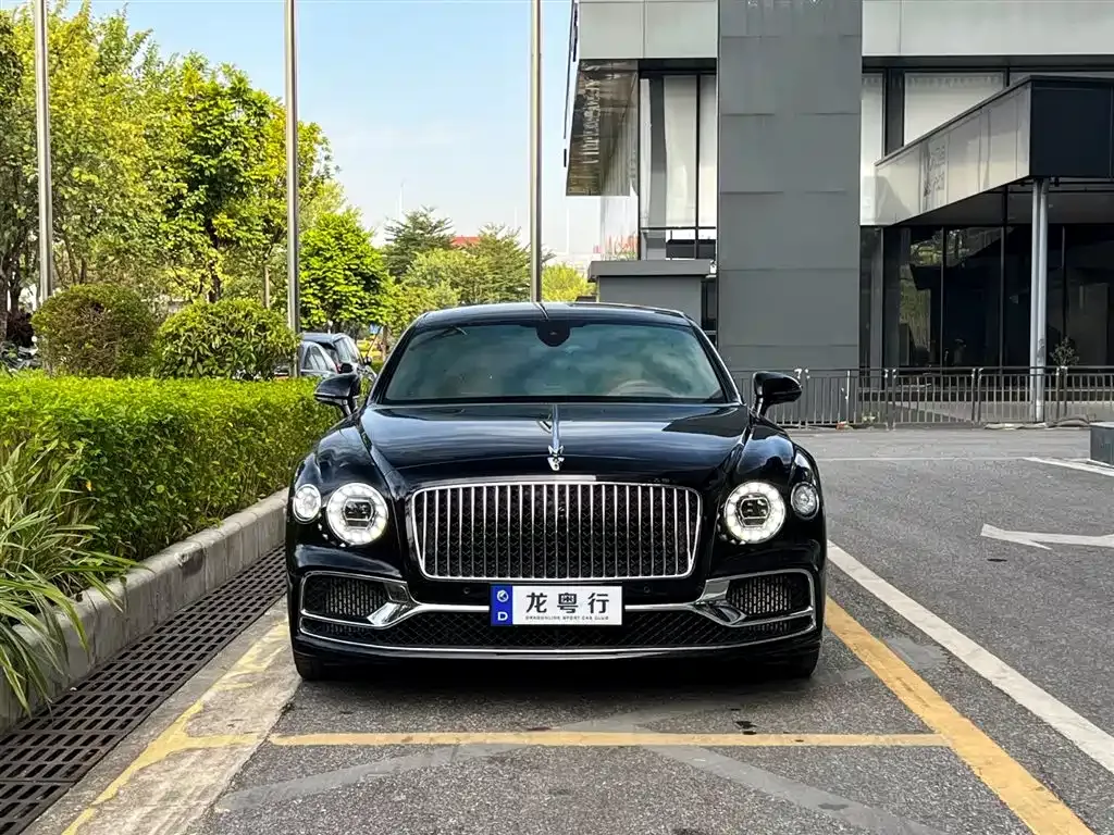 Bentley Flying Spur 2024 из CN, фото 2