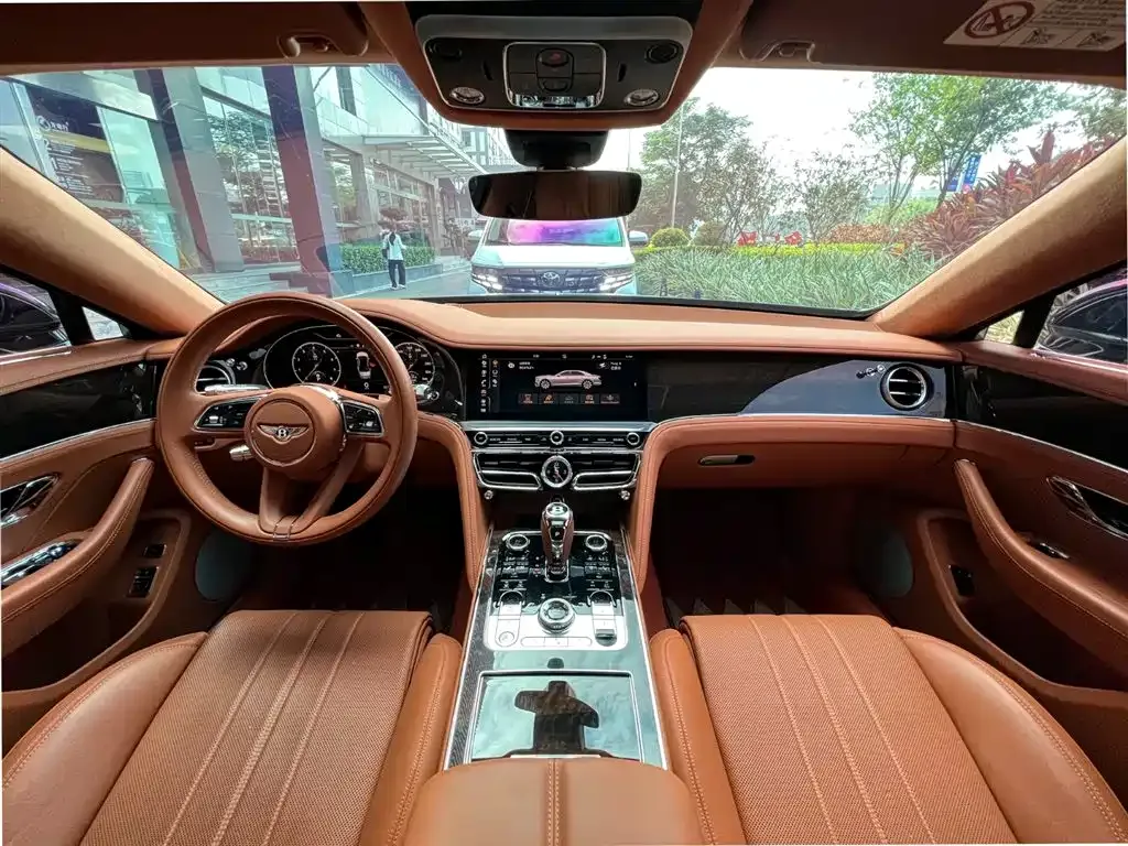 Bentley Flying Spur 2024 из CN, фото 9