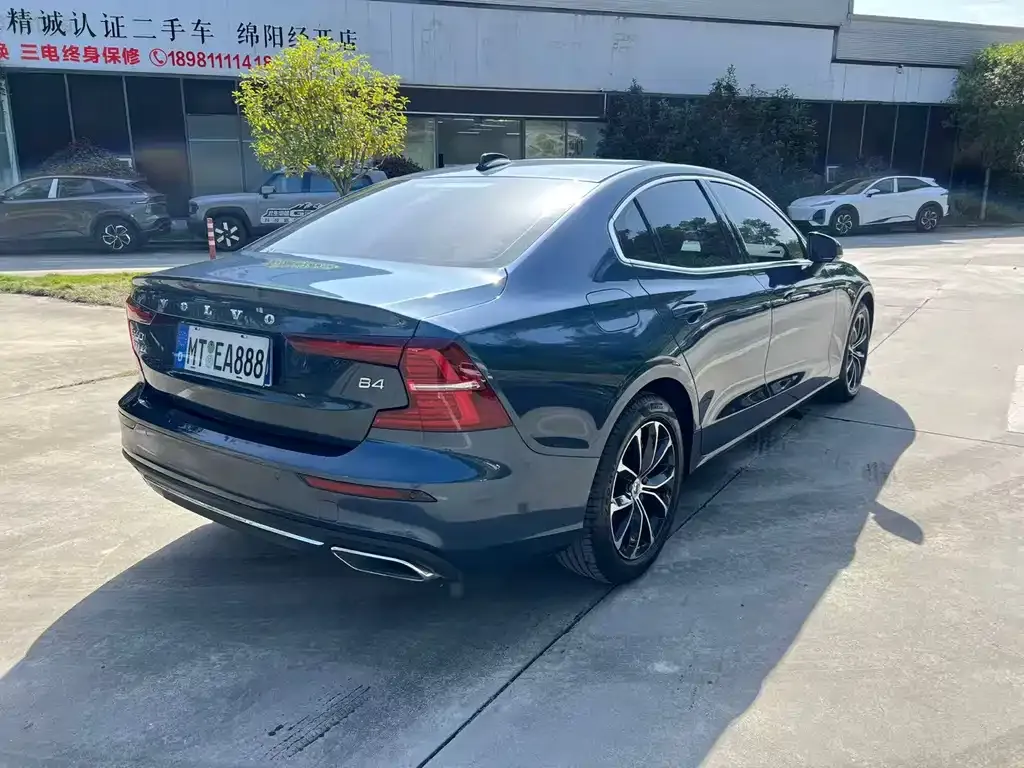 Volvo S60 2021 из CN, фото 9