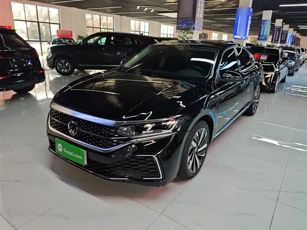 Volkswagen Passat — фото 2