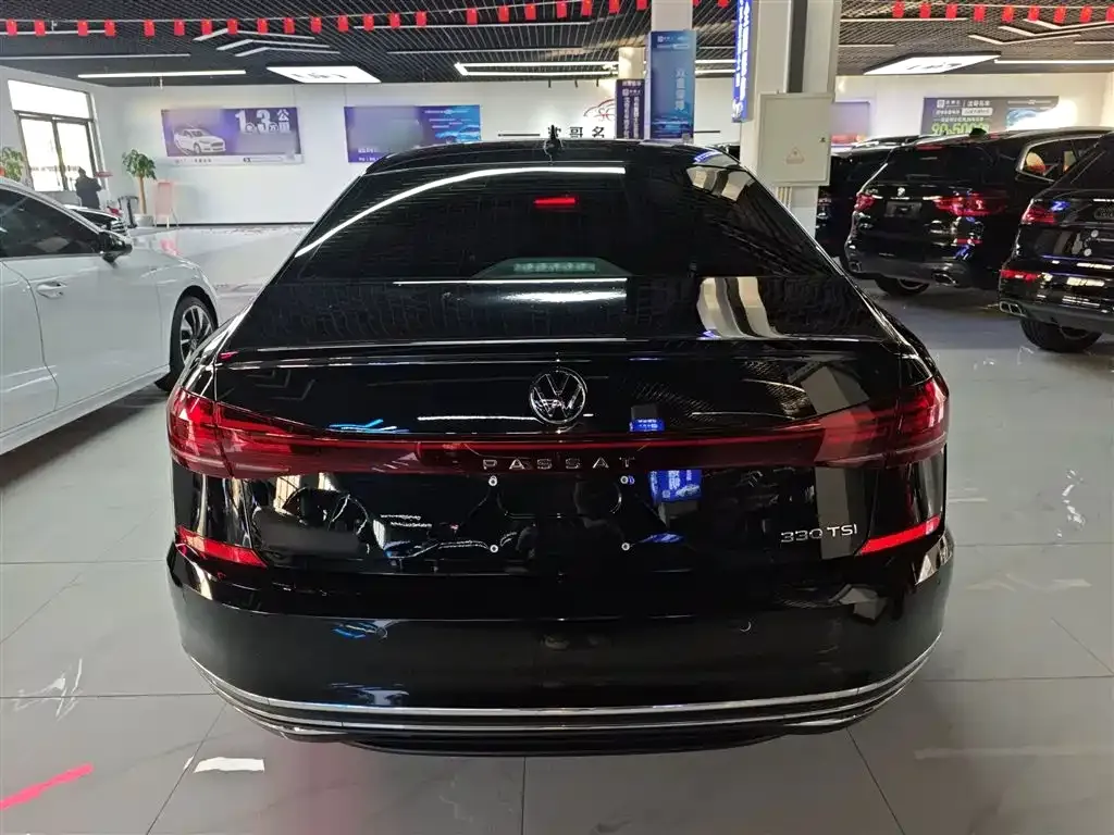 Volkswagen Passat — фото 6