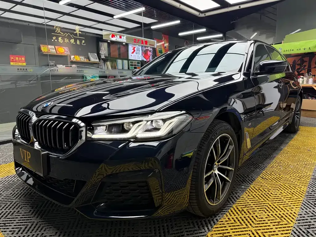 BMW 5 Series 2024 из CN, фото 1