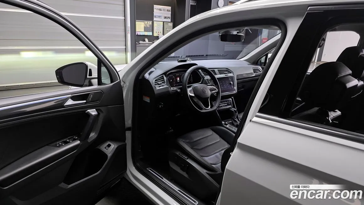 Volkswagen Tiguan 2022 из KR, фото 10