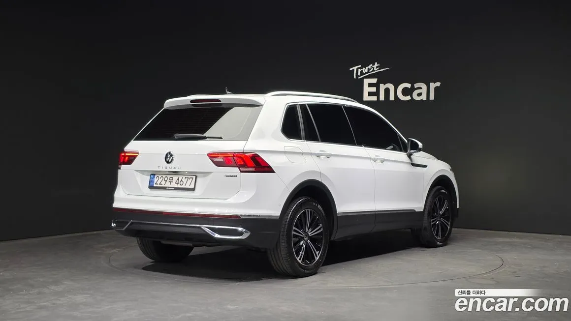 Volkswagen Tiguan 2022 из KR, фото 2