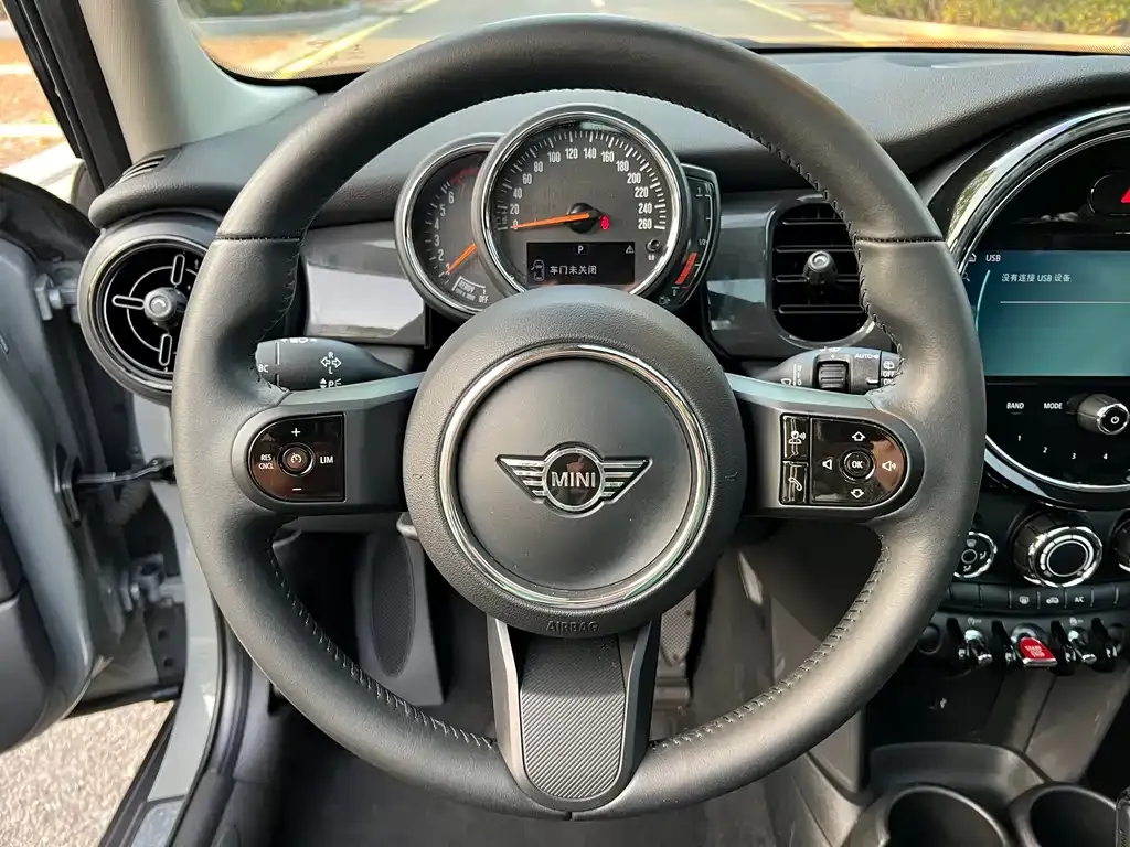 MINI Cooper (3-door) 2022 из CN, фото 10