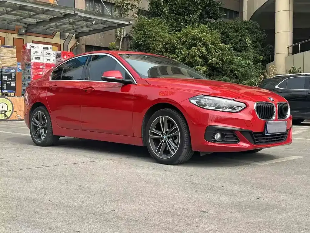 BMW 1 Series 2022 из CN, фото 3