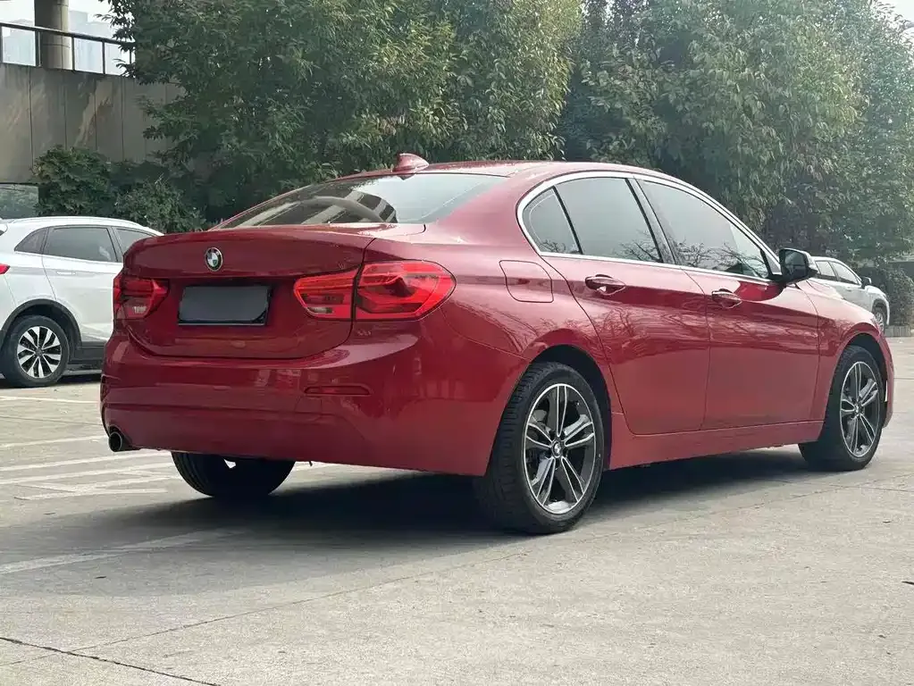 BMW 1 Series 2022 из CN, фото 7
