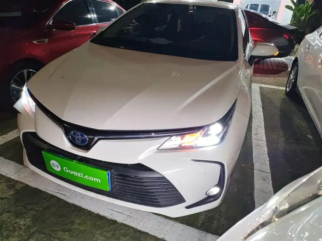 Toyota Corolla 2022 из CN, фото 1