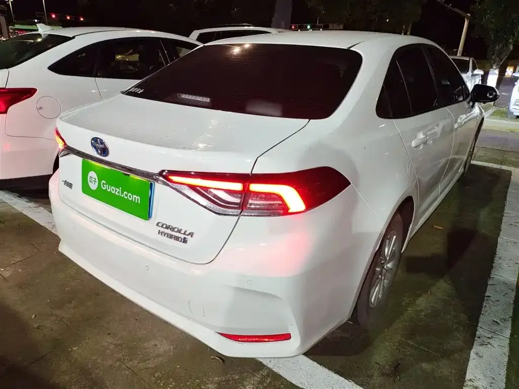 Toyota Corolla 2022 из CN, фото 7