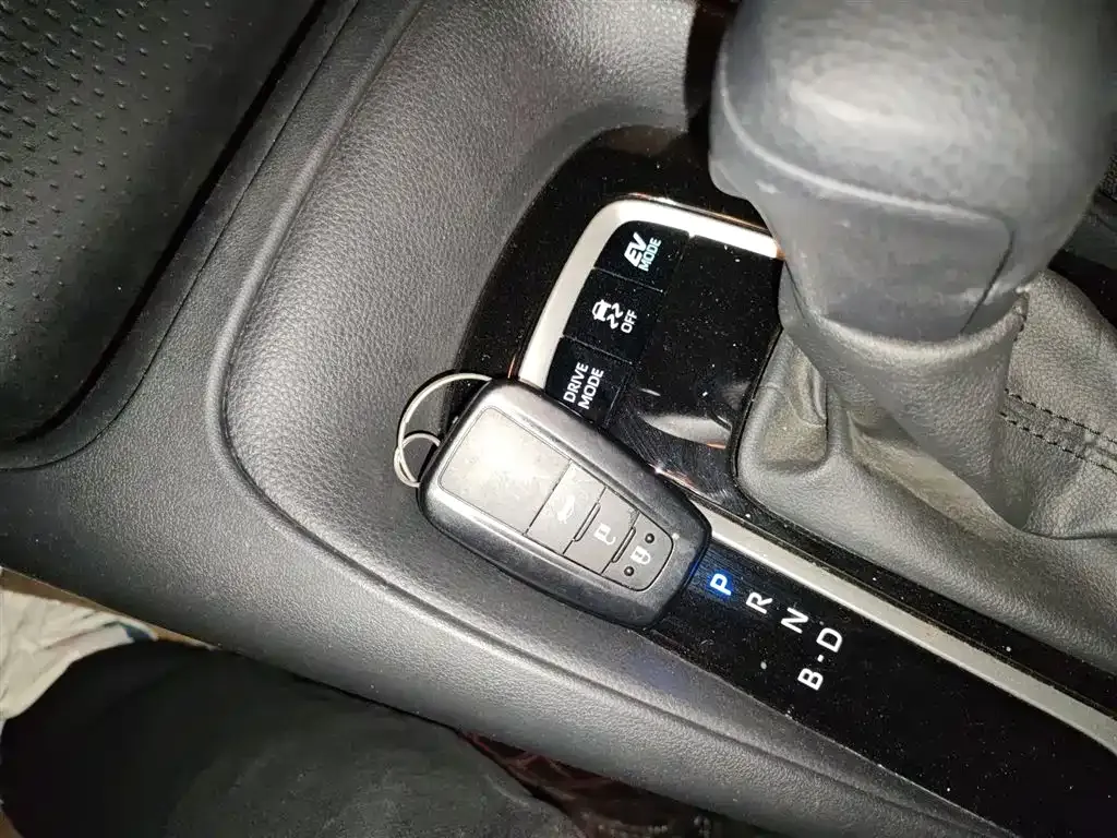 Toyota Corolla 2022 из CN, фото 9
